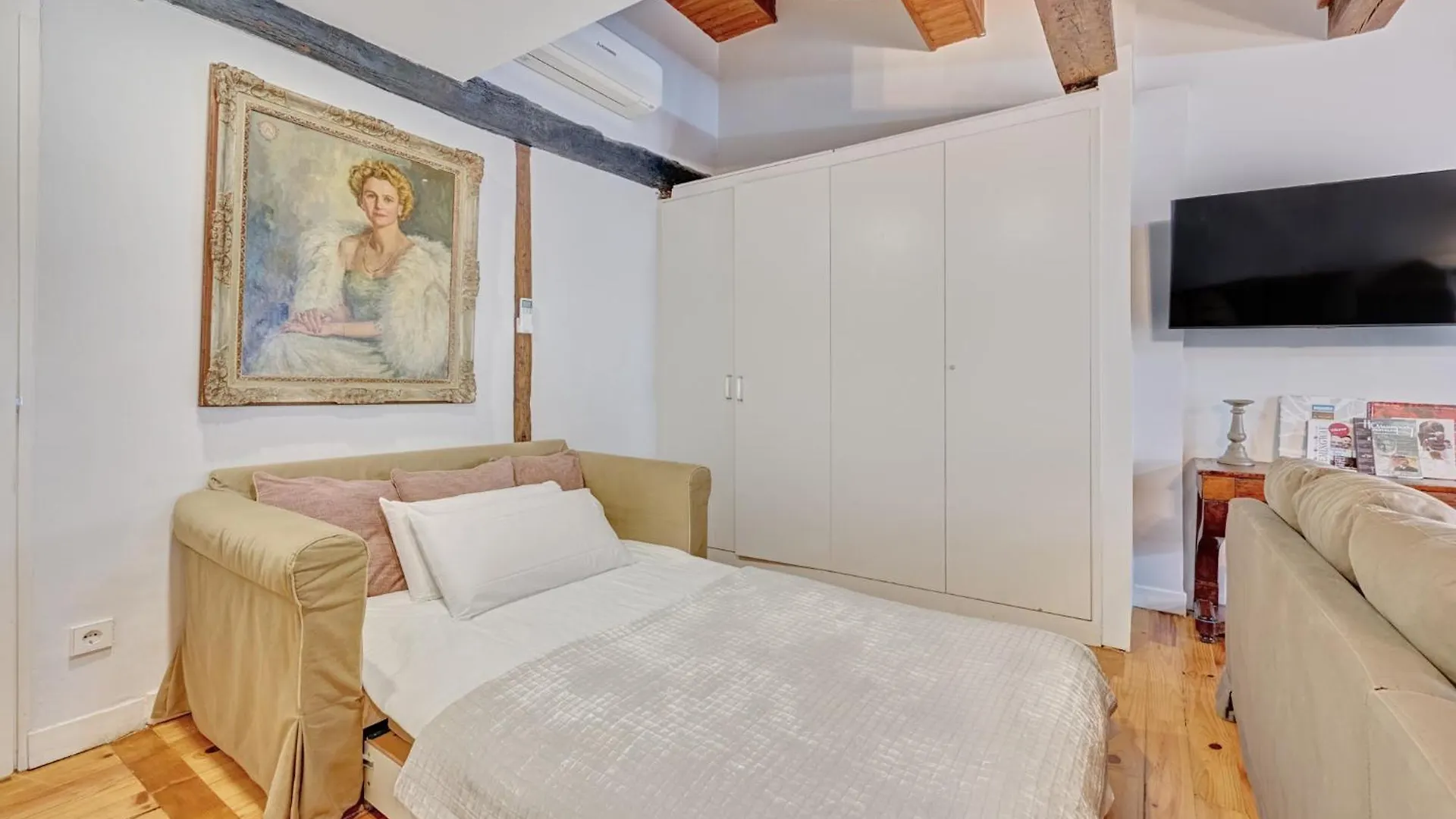 Heart Of Pamplona Apartments I By Clabao Spain